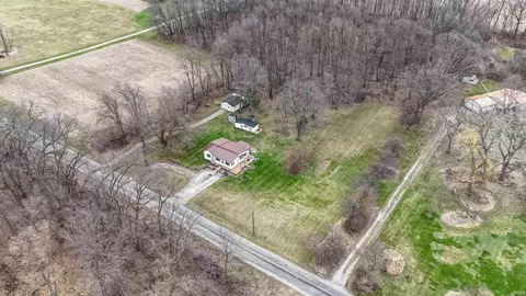 View/Area - 6655 N 850 E Rd, Howe, IN 46746 photo 2 of 6