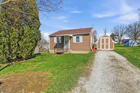 218 W South K St, Gas City, IN 46933