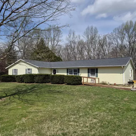 Exterior - 2925 E Carowinds Ct, Bloomington, IN 47401 photo 2 of 6