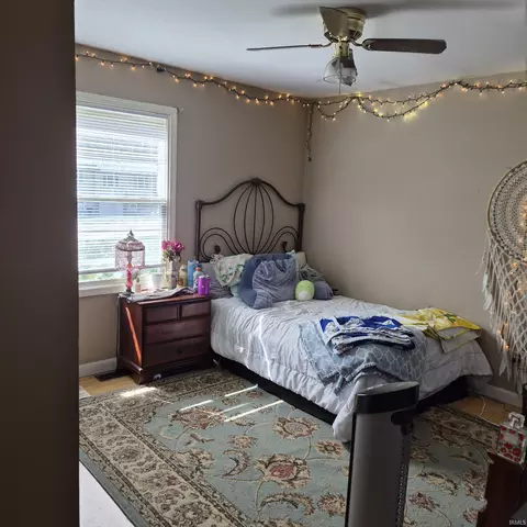 Bedroom - 2925 E Carowinds Ct, Bloomington, IN 47401 photo 3 of 3