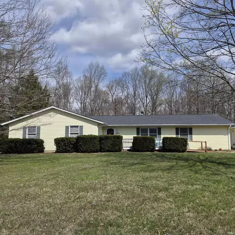 2925 E Carowinds Ct, Bloomington, IN 47401