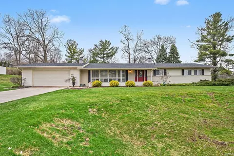3519 Springbrook Dr, South Bend, IN 46614