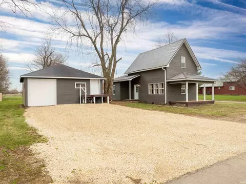 446 E Center St, Dunkirk, IN 47336