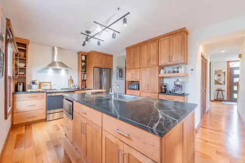 Kitchen - 2750 E Buttonwood Ln, Bloomington, IN 47401 photo 2 of 5