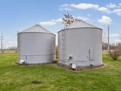 7700 N County Road 100 E, Delphi, IN 46923 photo 4