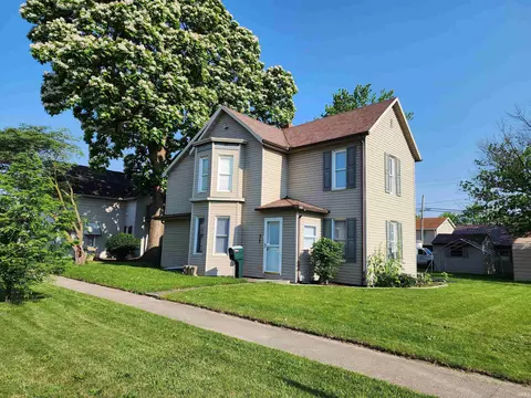 317 E Main St, Berne, IN 46711