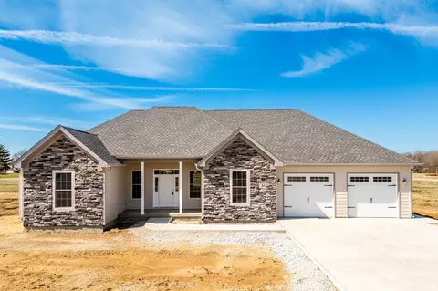 26 Fountain Dr, Covington, IN 47932