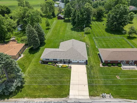 2131 E 430 S Rd, Lafayette, IN 47909