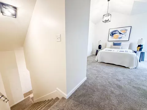 Entry Way - 4 Boulder Ct, Nappanee, IN 46550 photo 3 of 3