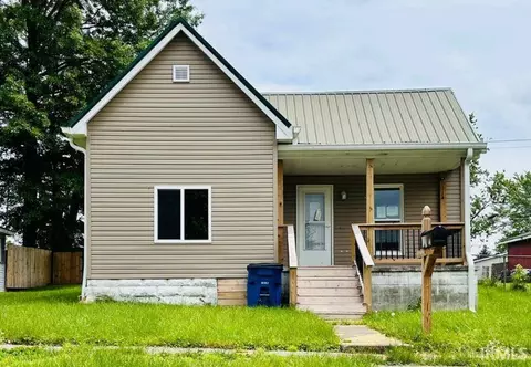 120 W Warren St, Mitchell, IN 47446