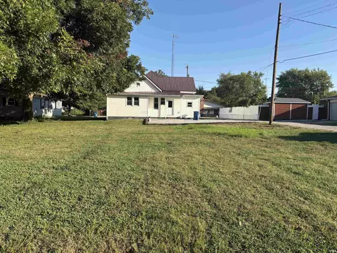Exterior - 107 E Race Street St, Odon, IN 47562 photo 5 of 6