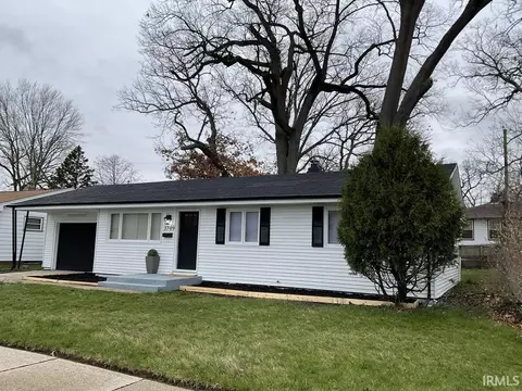 3709 Ardmore Trl, South Bend, IN 46628