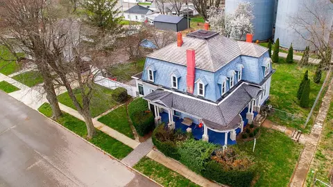 106 E Grace St, Walton, IN 46994 photo 2