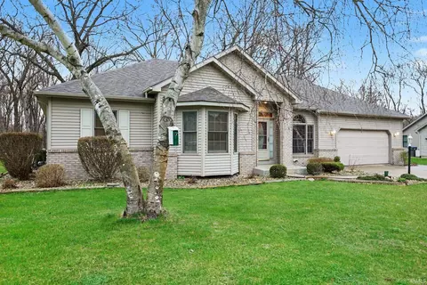 53882 Barrington Ln, Bristol, IN 46507