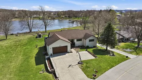 5010 Terry Lake Rd, Hamilton, IN 46742