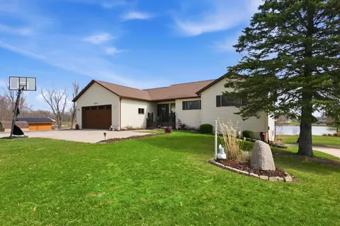 5010 Terry Lake Rd, Hamilton, IN 46742