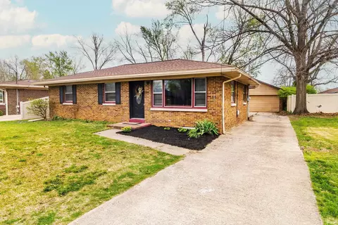 7351 Oak Hill Rd, Evansville, IN 47725