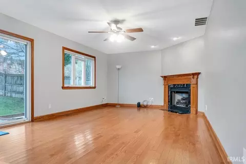 Living - 3911 E Stonegate Ct, Bloomington, IN 47401 photo 1 of 3