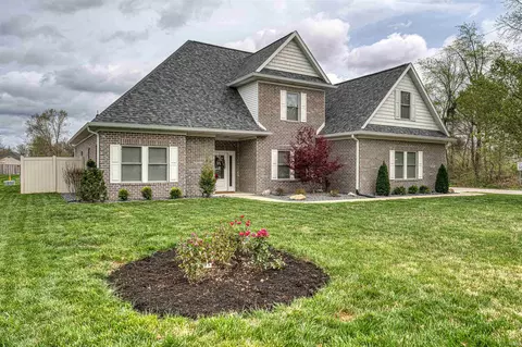 6122 Gardner Rd, Chandler, IN 47610