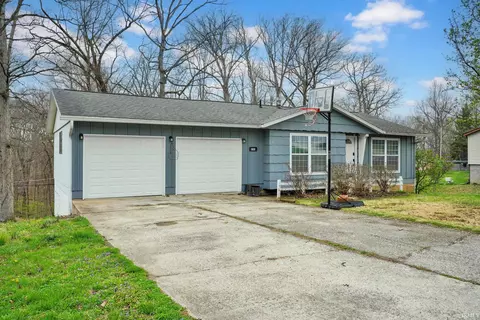 Exterior - 151 White Ln, Bedford, IN 47421 photo 4 of 5