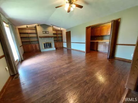 Living - 1536 Gregory Ln, Jasper, IN 47546 photo 1 of 3