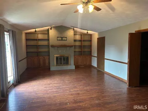 Living - 1536 Gregory Ln, Jasper, IN 47546 photo 3 of 3