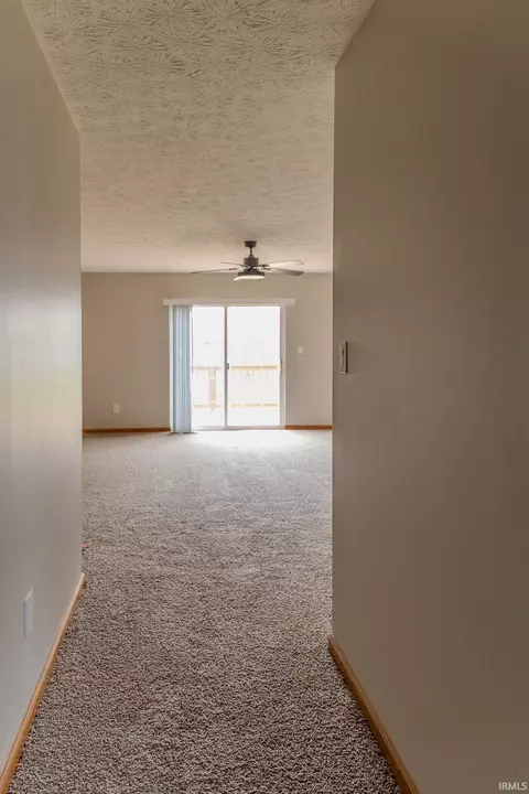 1472 W Rockcrest Dr, Bloomington, IN 47403 photo 5