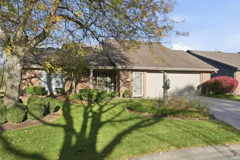 2636 Kingston Pt, Fort Wayne, IN 46815