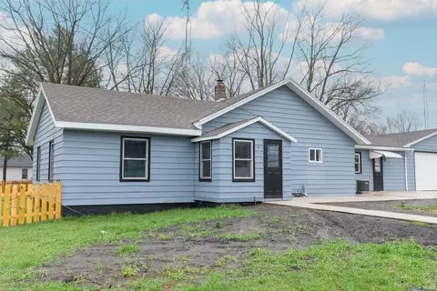 55301 Fairview Ave, South Bend, IN 46628