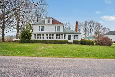 6521 E 1000 N, Kendallville, IN 46755