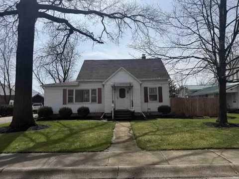 256 W Hoosier St, Berne, IN 46711