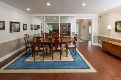 Dining - 2801 Wind Pump Rd, Fort Wayne, IN 46804 photo 3 of 4