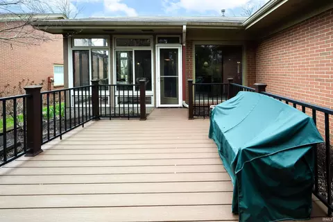 Exterior - 2801 Wind Pump Rd, Fort Wayne, IN 46804 photo 6 of 10