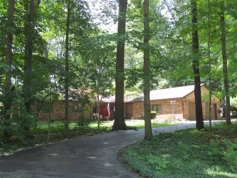 2497 W Lynn Ln, Peru, IN 46970