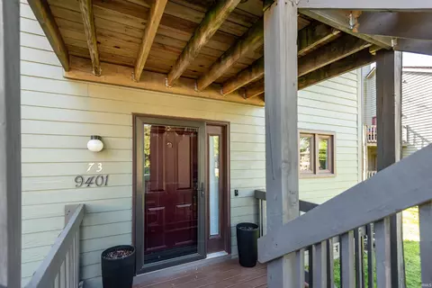 9401 S Pointe Retreat Dr, Bloomington, IN 47401