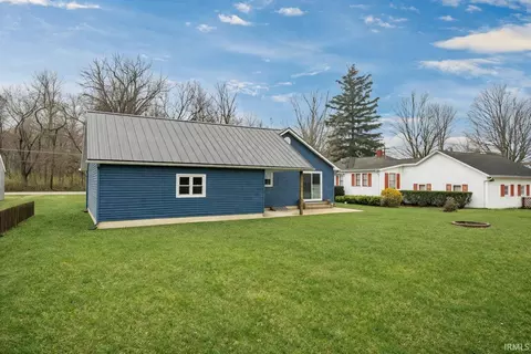 Other - 8930 E Crow Rd, Syracuse, IN 46567 photo 2 of 10