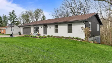 Exterior - 731 Rocky Crk E, Bedford, IN 47421 photo 2 of 10