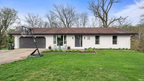 731 Rocky Crk E, Bedford, IN 47421
