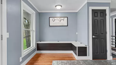 Entry Way - 731 Rocky Crk E, Bedford, IN 47421 photo 2 of 2