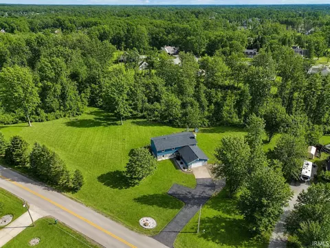 5706 Popp Rd, Fort Wayne, IN 46845