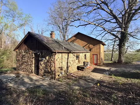 1109 W Gourley Pike, Bloomington, IN 47404