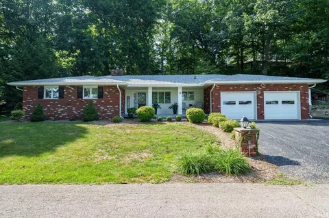 6 Golfview Dr, Logansport, IN 46947