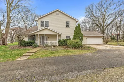 10227 Jefferson Rd, Osceola, IN 46561
