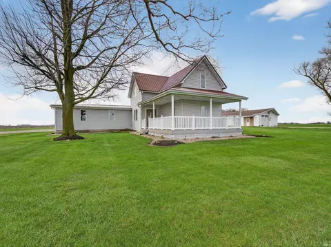 3679 S Hoosier Hwy Xing, Bluffton, IN 46714
