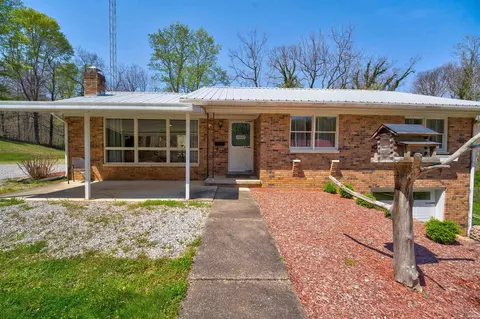 10227 Lorainne Rd, Leopold, IN 47551