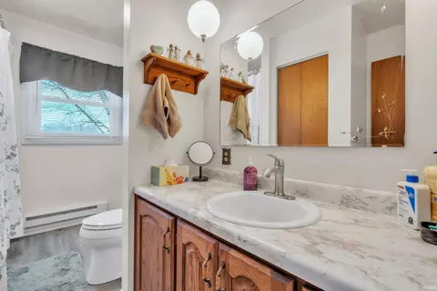 Bath - 10261 E 100s Rd, Avilla, IN 46710 photo 2 of 4