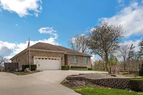 528 Meadowbrook Rd, Richmond, IN 47374