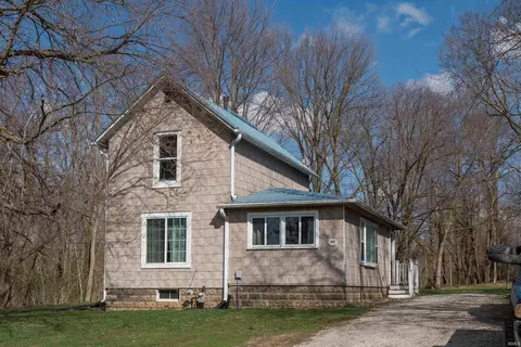 399 S Whitley St, Columbia City, IN 46725