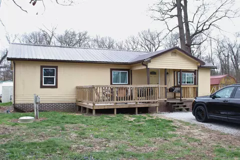 5957 E Redwood Ct, Monticello, IN 47960