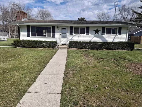615 S Hamsher St, Garrett, IN 46738